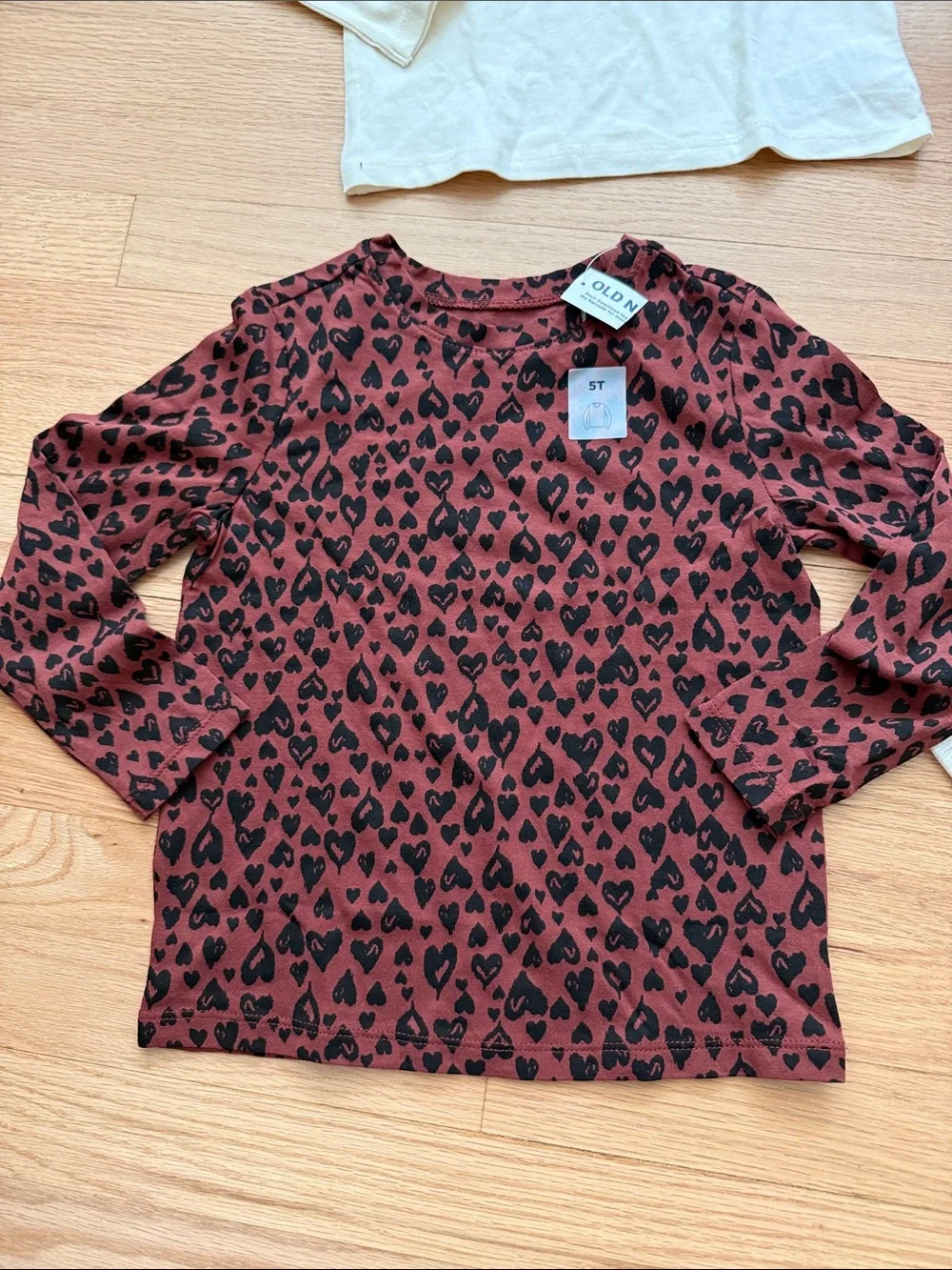 Old Navy Cream Long-Sleeve Tee with Floral Wreath Graphic